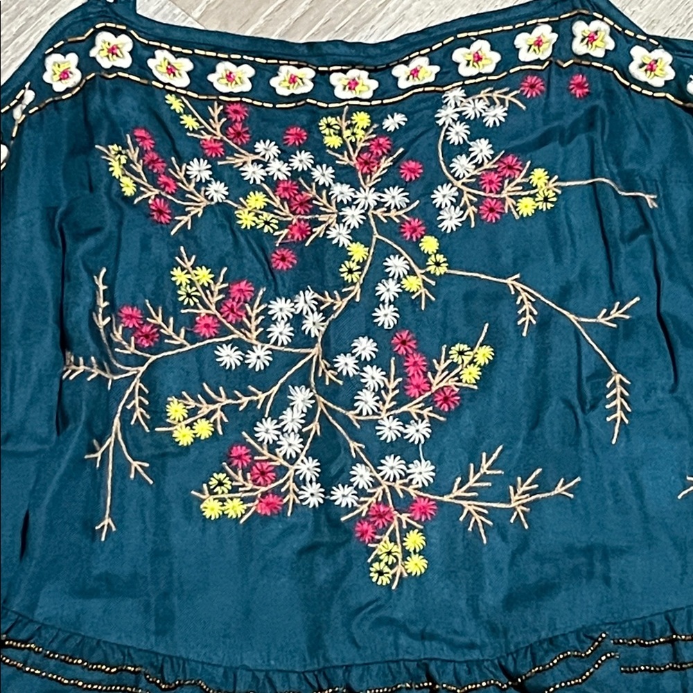 Anthropologie Luzia Cropped Embroidered & Sequin Cami - Picture 8 of 16